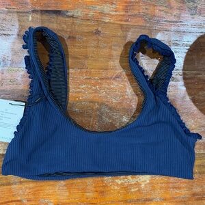 Acacia Swimwear Peach Ribbed Navy Top Large